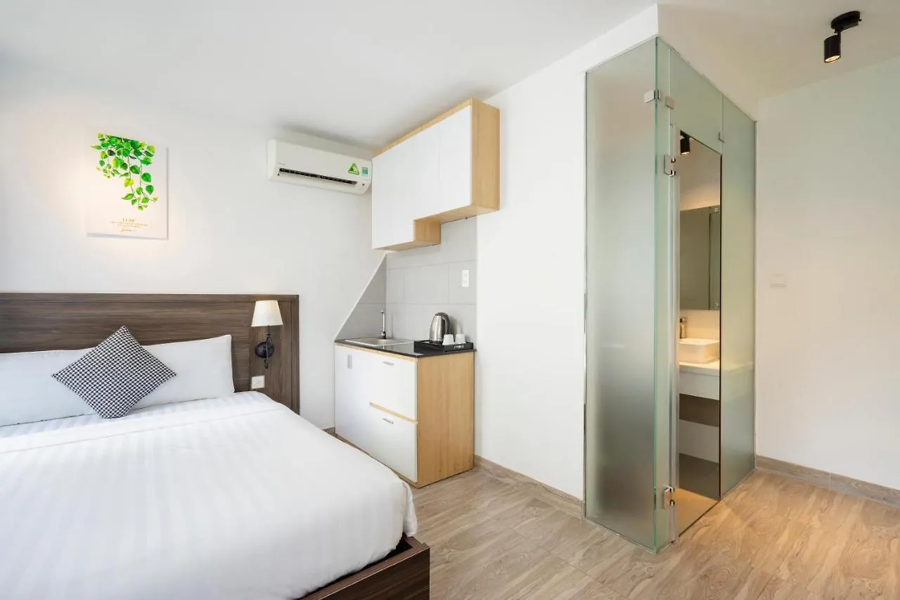 La Airport Tan Binh Hotel Хошимин